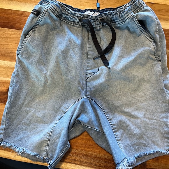 Zanerobe mens sureshot denim shorts - Picture 2 of 2